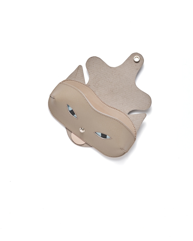 Gabo Szerencses // Cica szemüvegtok // Taupe crossprint, kék szemmel