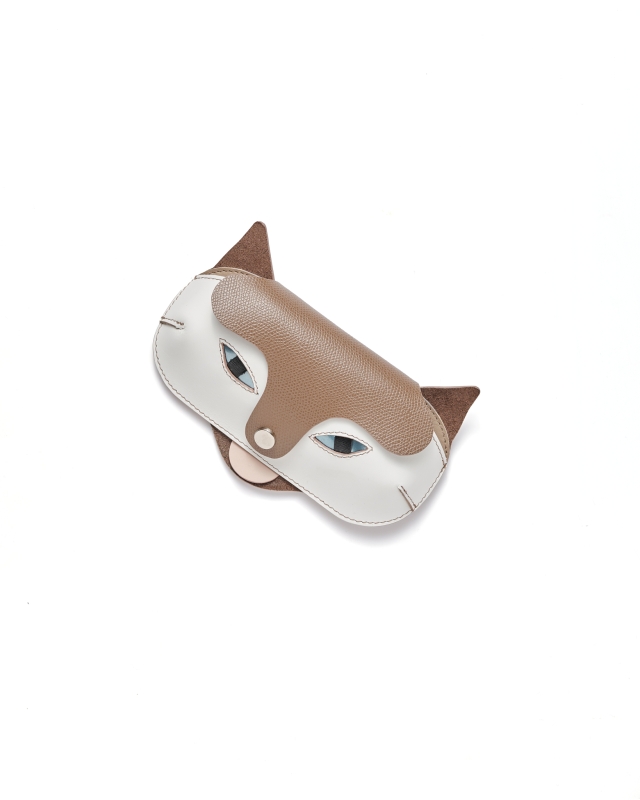 Gabo Szerencses // Cica szemüvegtok // Iszap-fehér kék szemmel