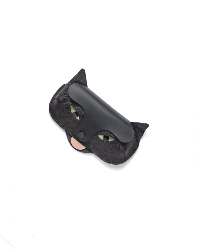 Gabo Szerencses // Cica szemüvegtok // Fekete zöld szemmel2