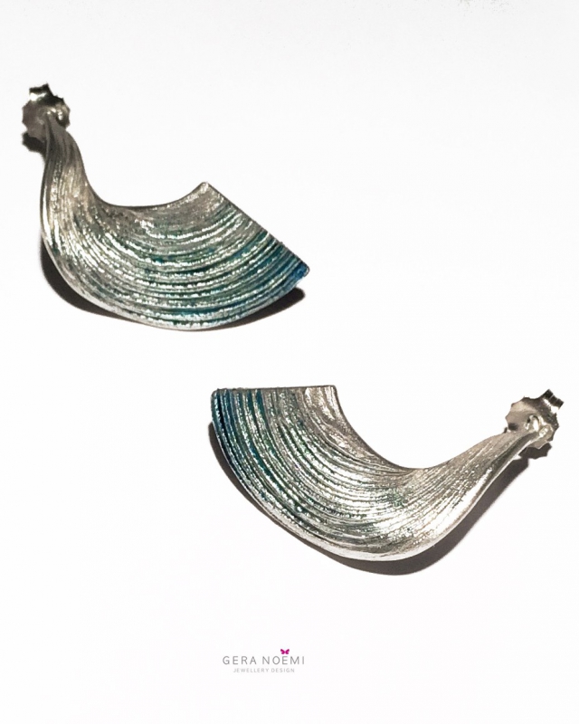 Gera Noémi Jewellery // Spirál füli műgyantás